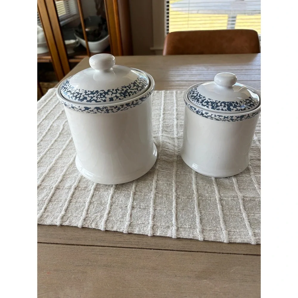 Jay Imports Country Blue Heart stoneware canisters Set of 2 with lids